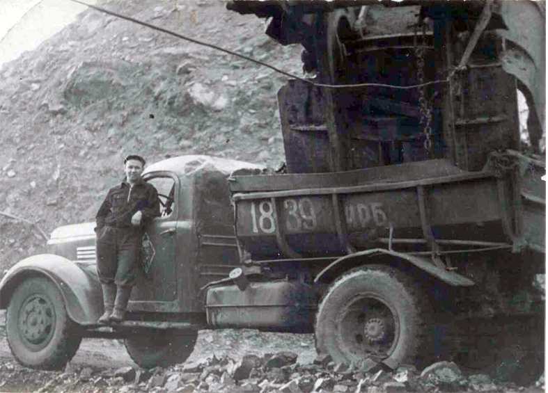 Там кончается асфальт. Там где кончается асфальт фильм 1956. Там где кончается асфальт / a Estrada (1956), (Бразилия),. Там,где кончаются дороги..., одиночная Экспедиция.. К.Ф там где кончается асфальт кадры из фильма.