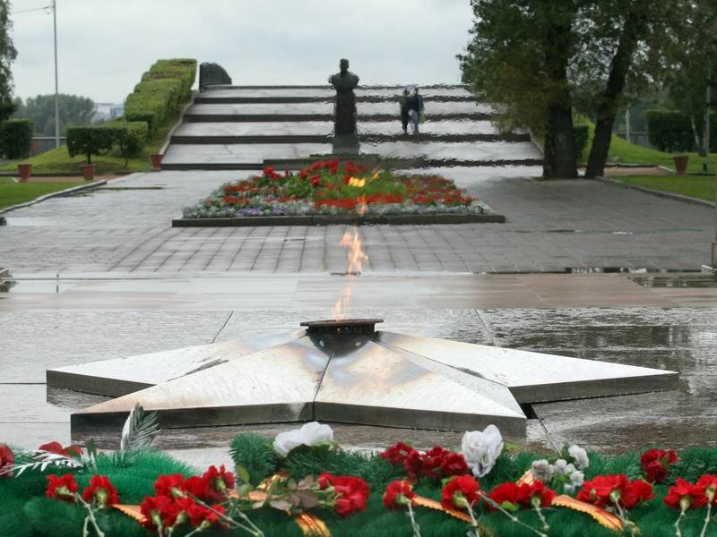 Вечный огонь в иркутске фото